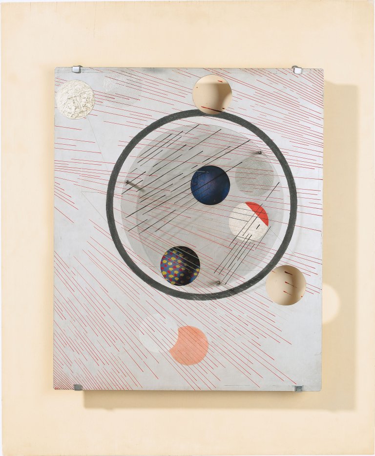 This picture shows the following artwork: László Moholy-Nagy. ”Space Modulator Experiment, Aluminium 5”. 1931-35.